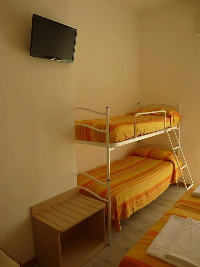 Hotel Haarlem Rímini 2*,  Italia